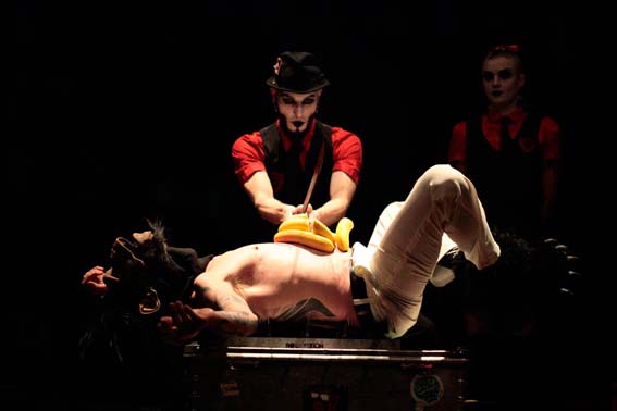 KAZALIŠTE (press): Krv i smijeh petka trinaestog – Zagrepčani tražili još!