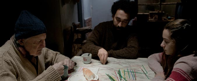 Scena iz filma 'Kašnjenje' Scena iz filma 'Kašnjenje'