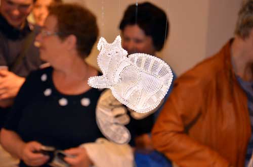 Moda/Izložbe - Otvorenje izložbe 'Oko, srca, drevo' - Čipka Vendi Jukić Buče/Mire Guzelj 'Pulci'. Foto: VJB. Moda/Izložbe - Otvorenje izložbe 'Oko, srca, drevo' - Čipka Vendi Jukić Buče/Mire Guzelj 'Pulci'. Foto: VJB.